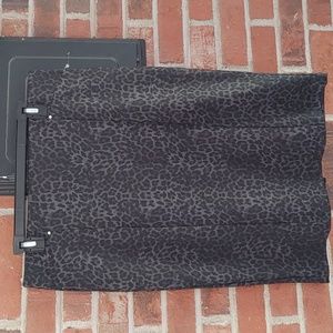 89th + Madison Animal Print Skirt Size L